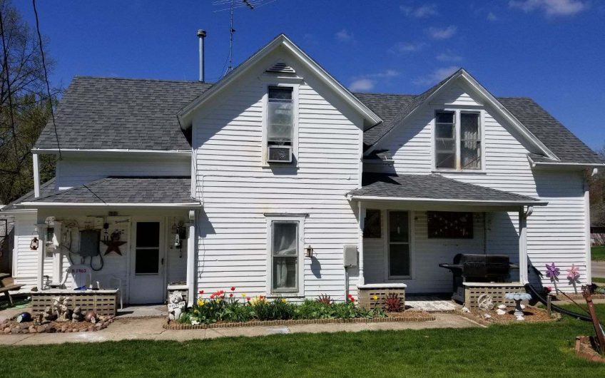 Fixer upper houses for sale in Guthrie Center, IA Investment Property